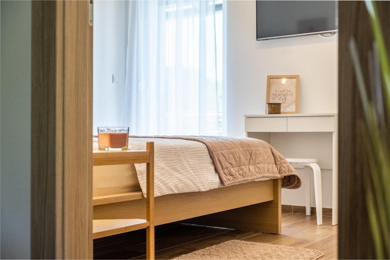 Plaški Villa Nesa - Beautiful Guest House At Continental Croatia With Outdoor Swimming Pool, Sauna And 3 Bedrooms מראה חיצוני תמונה